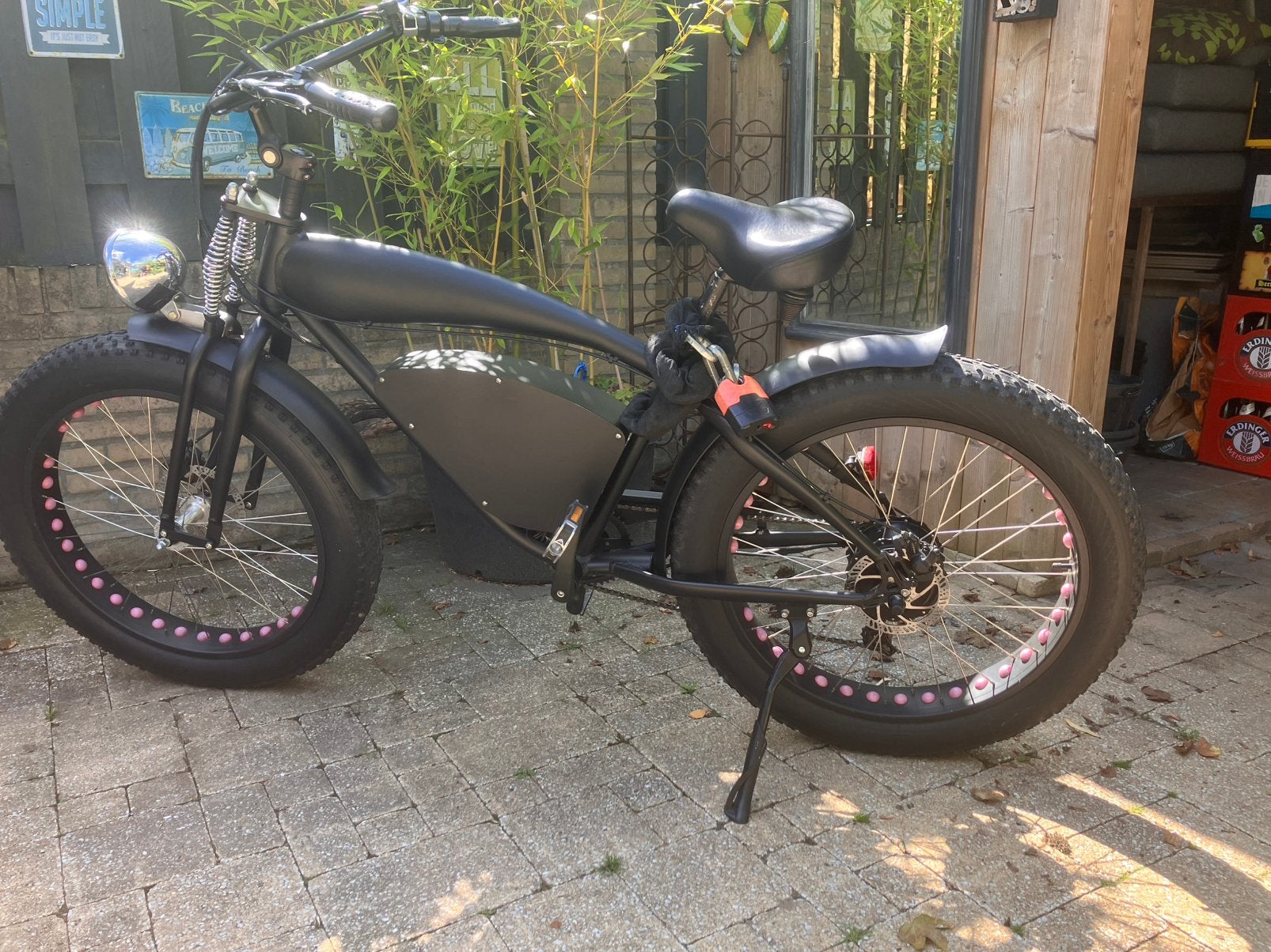 Stoere zwarte E-bike / E-cruiser, Overige merken, Minder dan 30 km per accu, Gebruikt, Ophalen of Verzenden