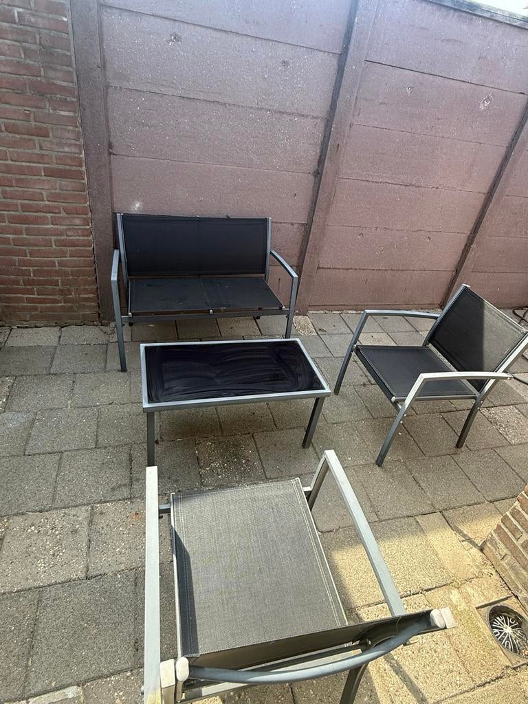 Loungeset met tafel en stoelen, Ophalen, 4 zitplaatsen, Gebruikt, Aluminium