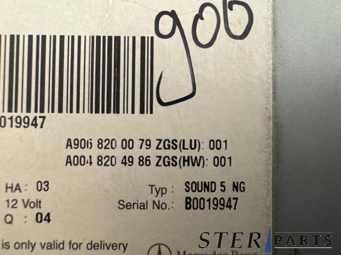 Radio van een Mercedes Sprinter, Auto-onderdelen, Gebruikt, -, Ophalen of Verzenden, -
