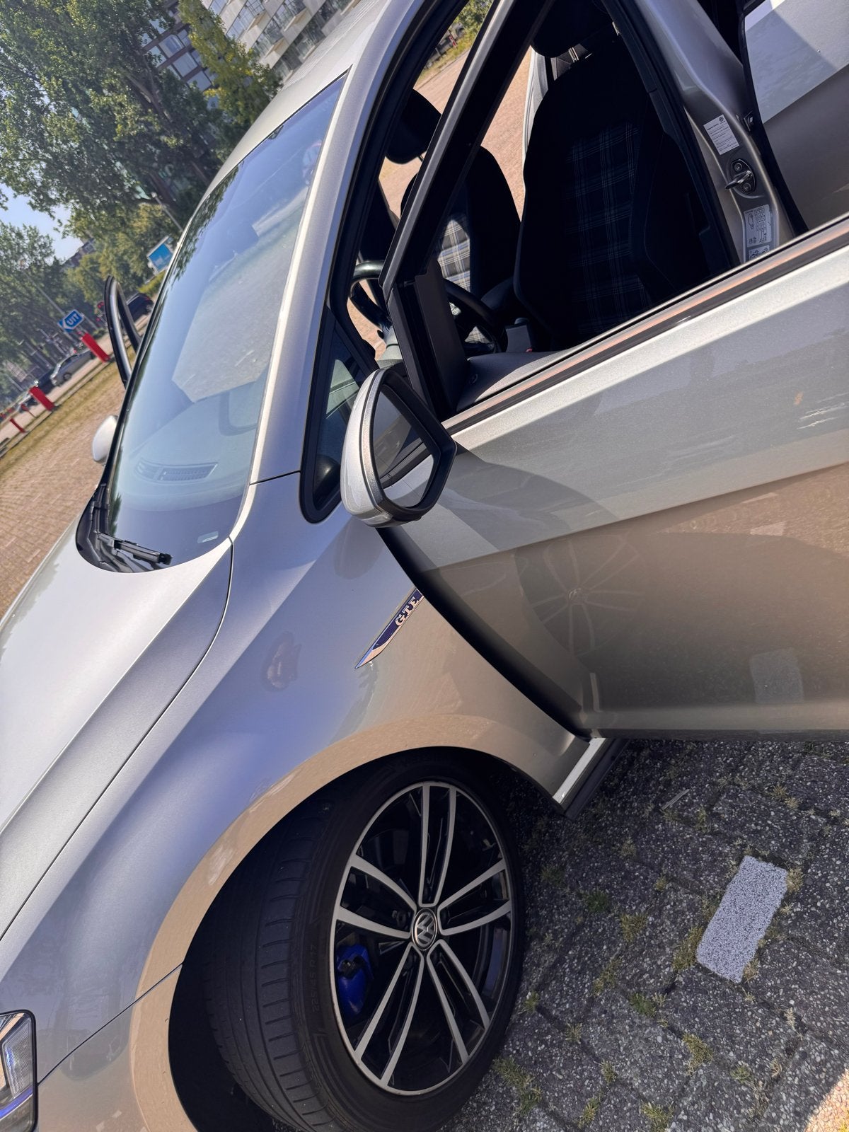 Volkswagen Golf 1.4 TSI Phev 204pk 5D DSG 2016 Grijs, 1395 cc, 1499 kg, 149 pk, Zilver of Grijs