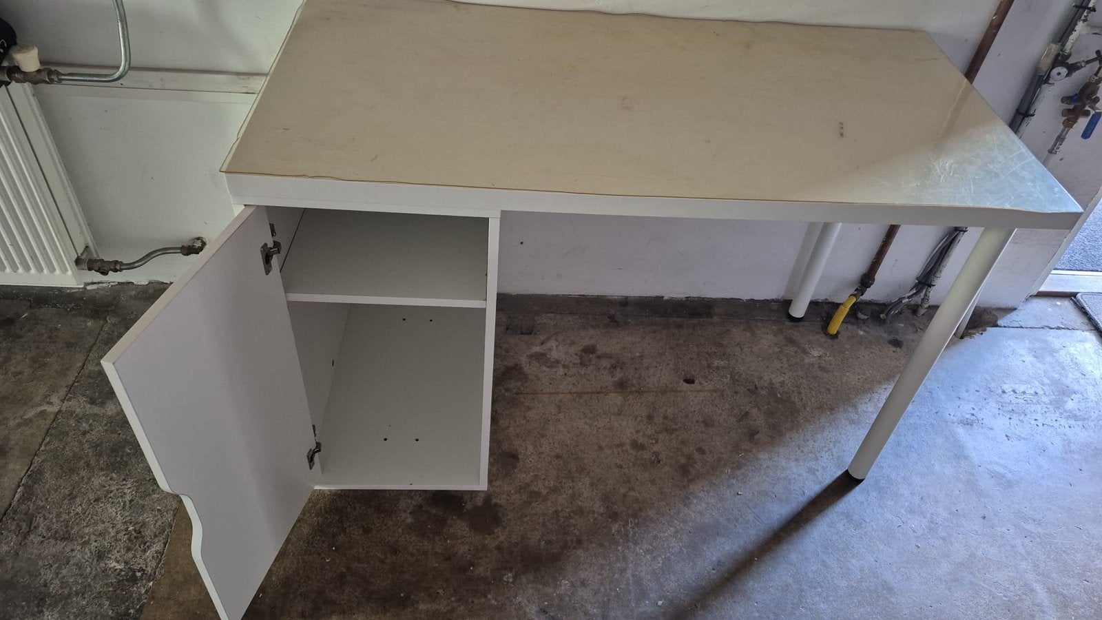 Bureau tafel, Ophalen, Zo goed als nieuw
