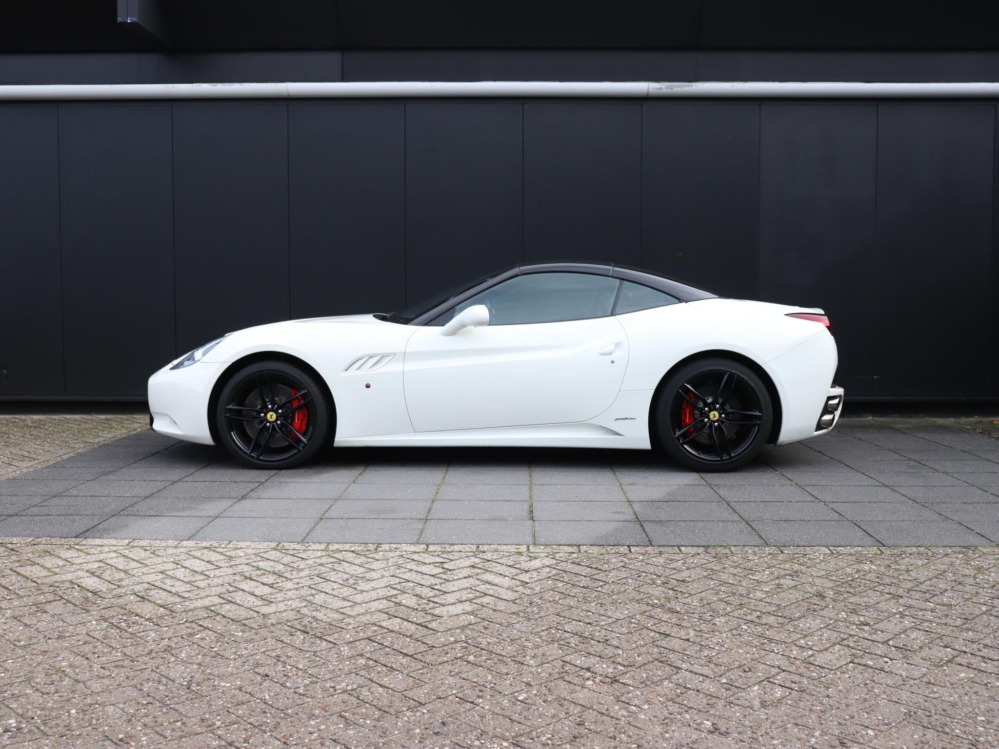 Ferrari California 4.3 V8 | NL AUTO | KERAMISCH |LEDER | MEM, Auto's, Automaat, Euro 5, Gebruikt, 8 cilinders