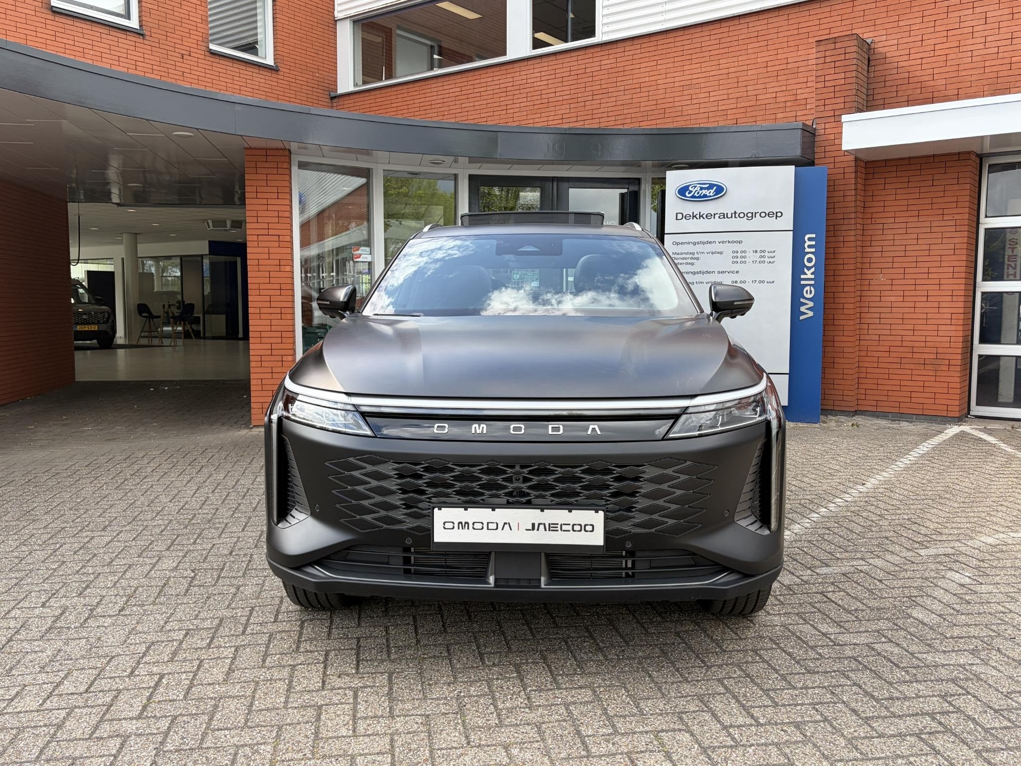 Omoda 9 1.5T SHS-P Premium - Mat Zwart, Auto's, Overige Auto's, Automaat, Euro 6, 4 cilinders, Zwart