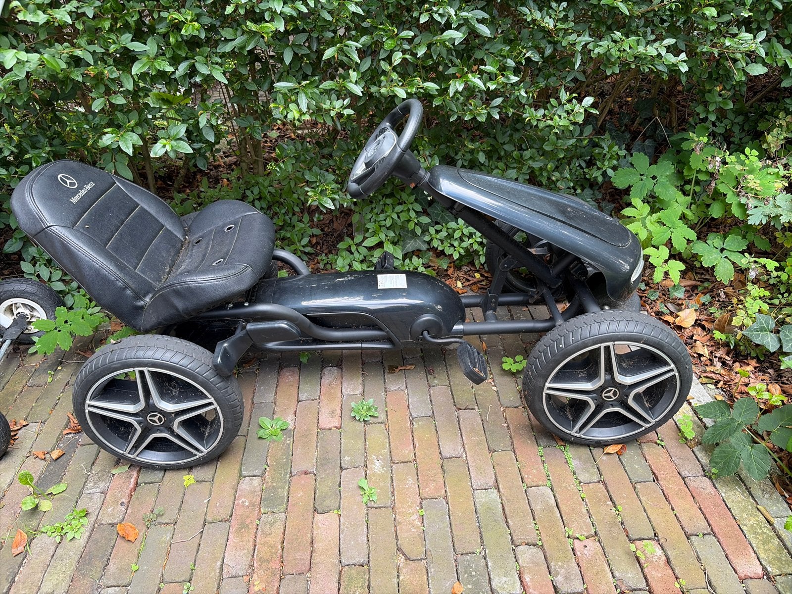Skelter Mercedes-Benz met loszittend stoeltje, Ophalen, Gebruikt, Overige merken