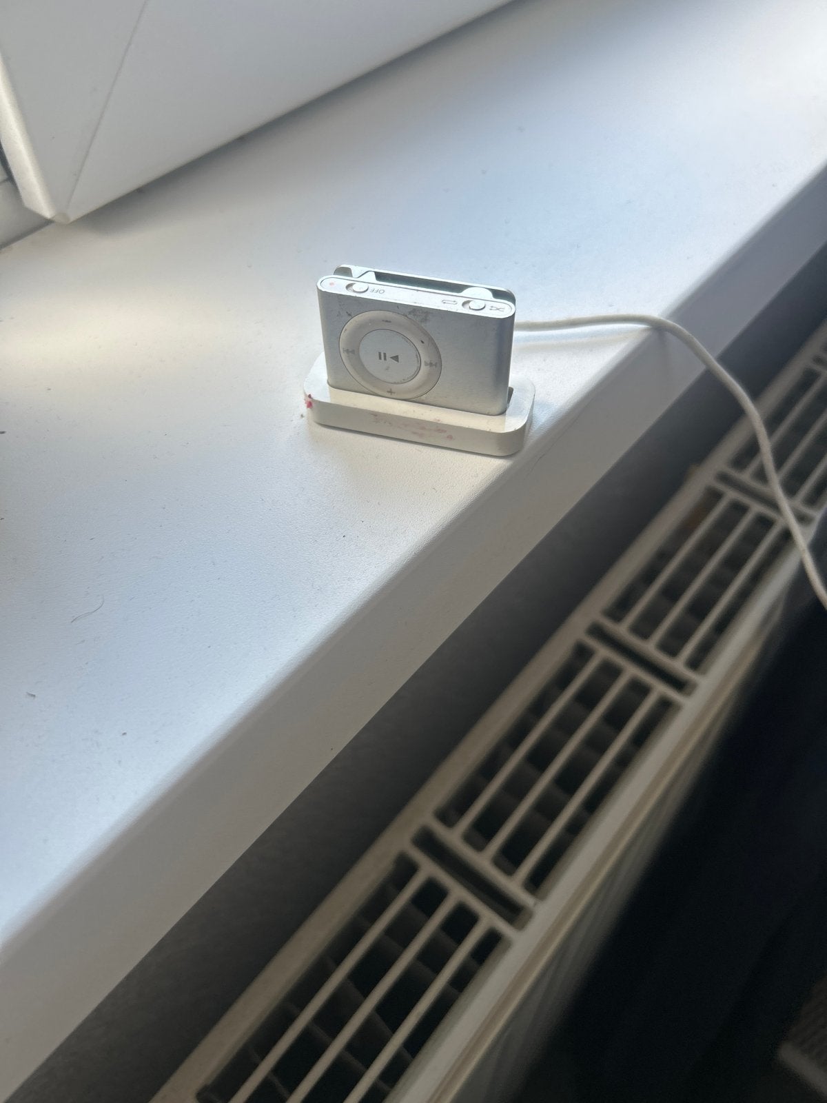 Werkende iPod A1204 - Wordt schoongemaakt bij verkoop, Gebruikt, Ophalen of Verzenden, Nano, Zilver