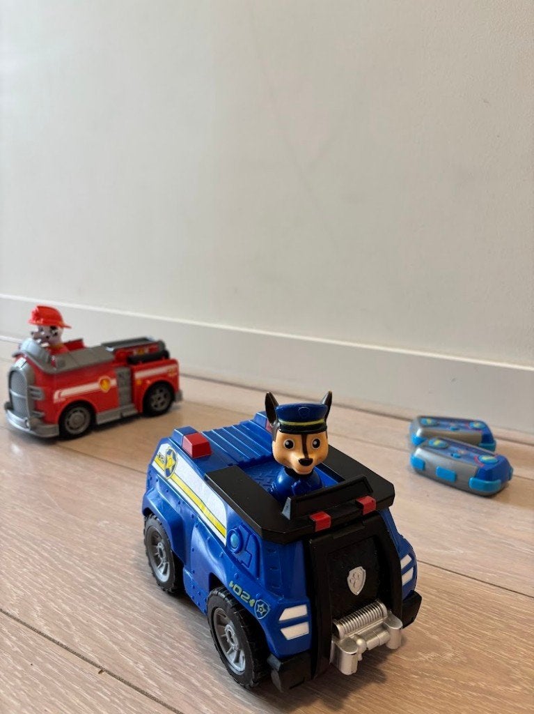 PAW Patrol - Marshall - Brandweerauto & Chase Politieauto, Ophalen of Verzenden, Zo goed als nieuw
