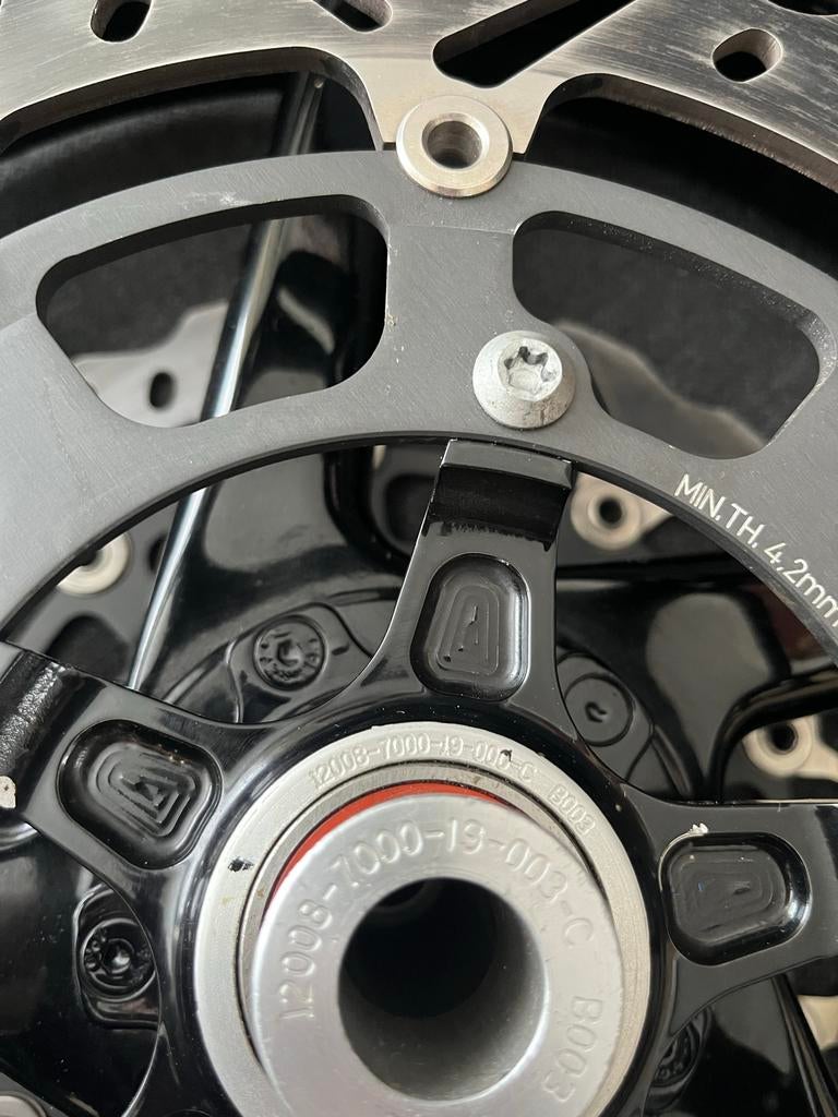 BST Carbon wielen Yamaha R1 (2010) met schijven, Motoren, Onderdelen | Yamaha, Gebruikt, Ophalen of Verzenden