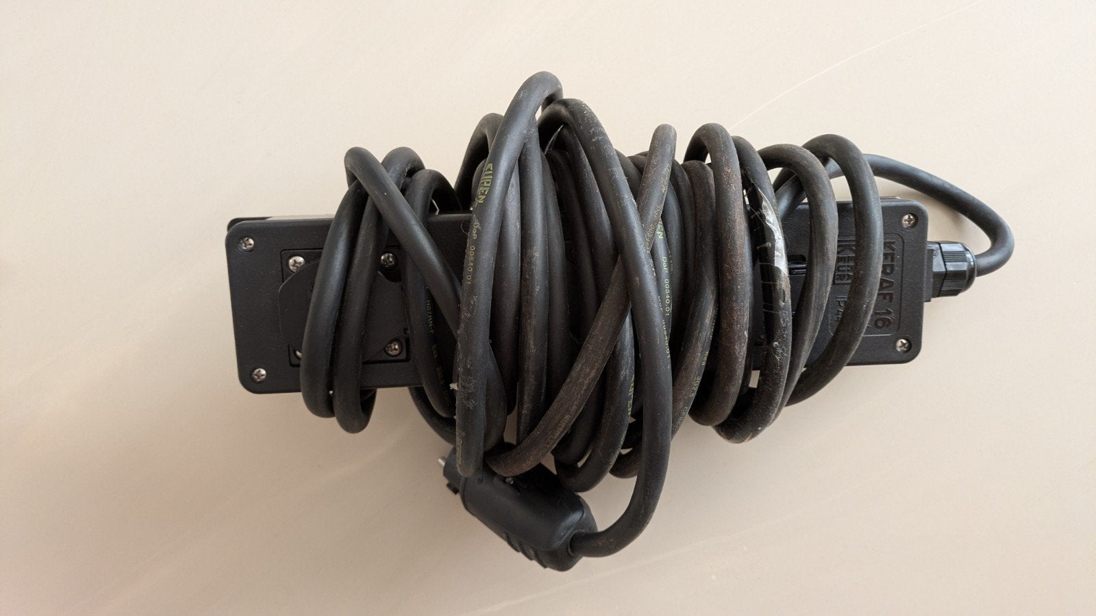 Verlengkabel voor buiten - Keraf 16A 250V IP44, Ophalen, Gebruikt, Overige merken, Stekkerdoos