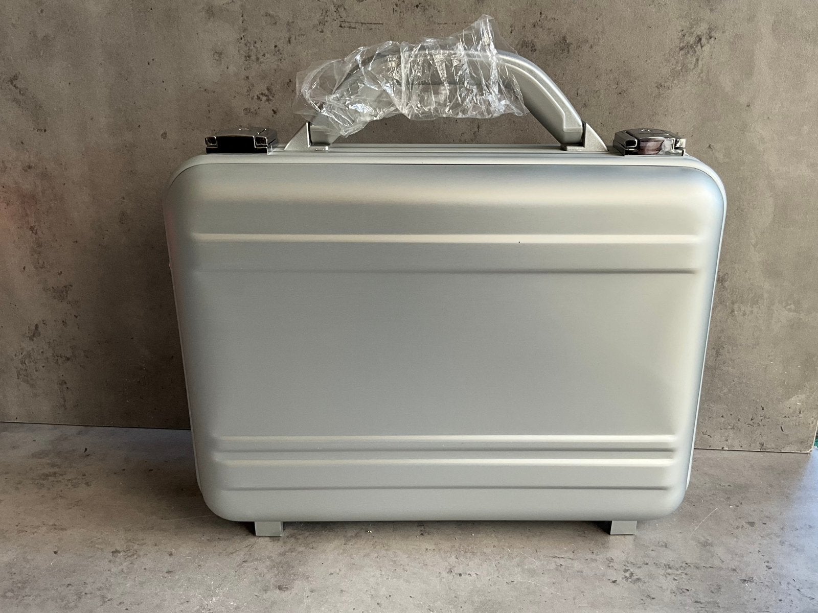 Koffer aluminium met draagband, Sieraden, Tassen en Uiterlijk, Ophalen of Verzenden, Nieuw