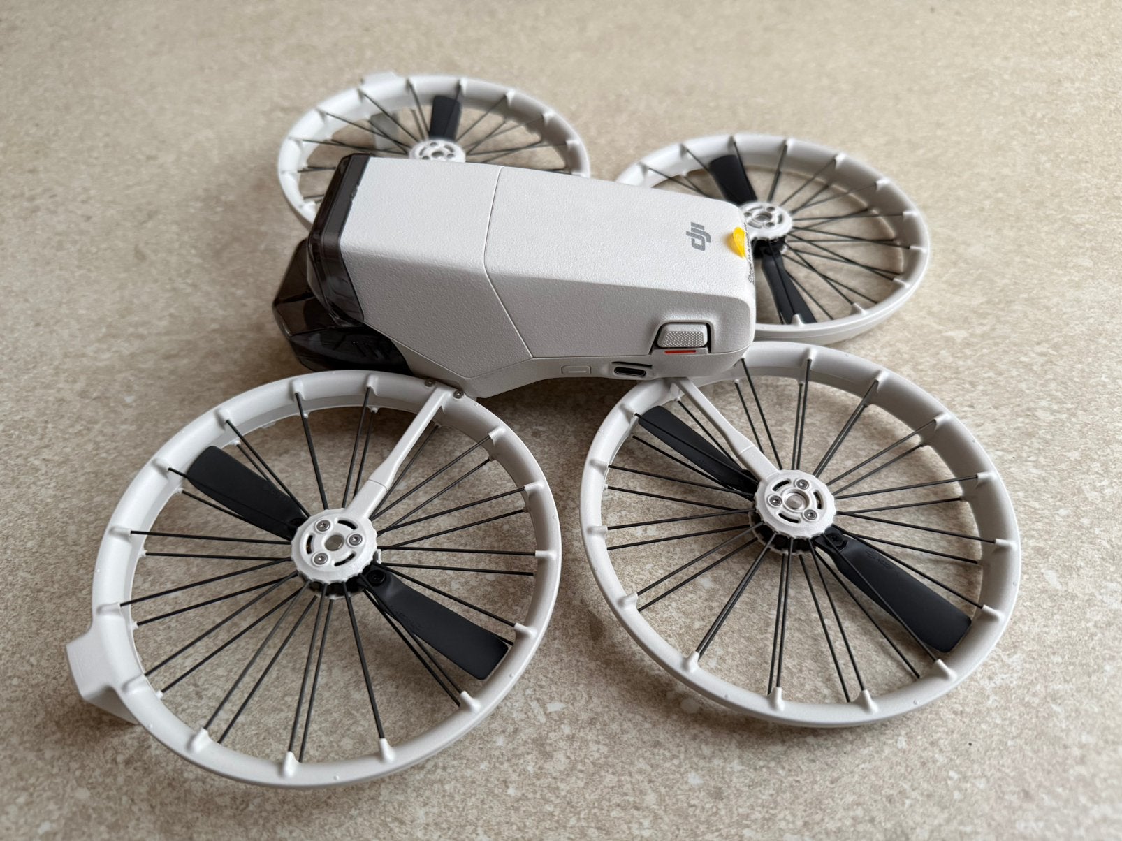 NIEUW in doos DJI FLIP met 2jr garantie en bon, Drone only!, Ophalen of Verzenden, Nieuw