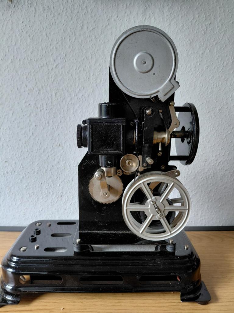 ALEF  filmprojector 9,5mm, Ophalen of Verzenden, Voor 1940, Projector
