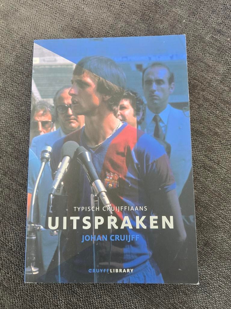 Typisch Cruijffiaans Uitspraken - Johan Cruijff, Ophalen of Verzenden, Zo goed als nieuw, Sytze de Boer, Balsport