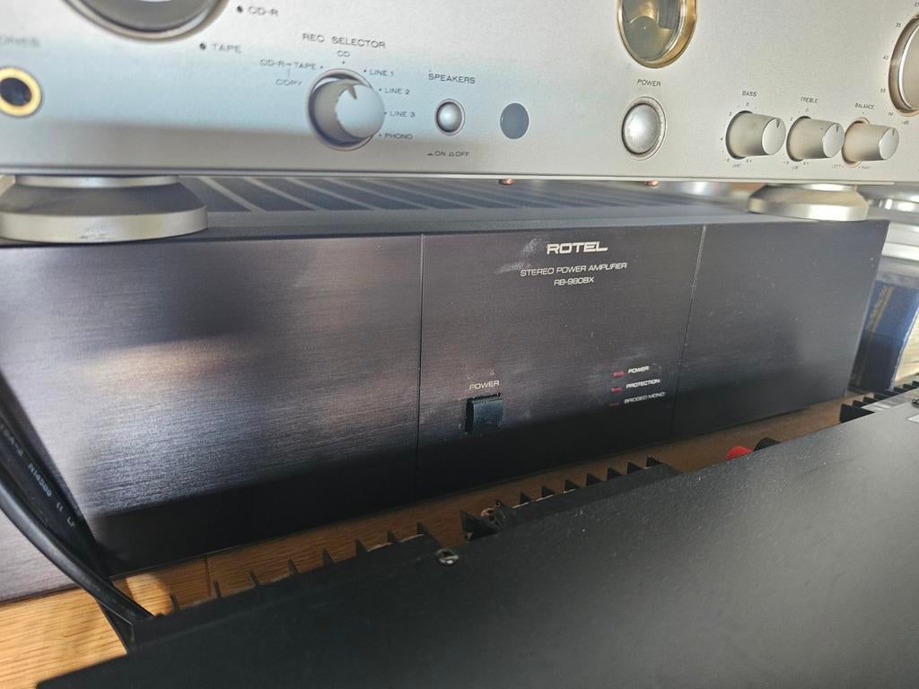 ROTEL RB-980BX Stereo Eindversterker - Krachtig Geluid, Gebruikt, 120 watt of meer, Stereo, Ophalen