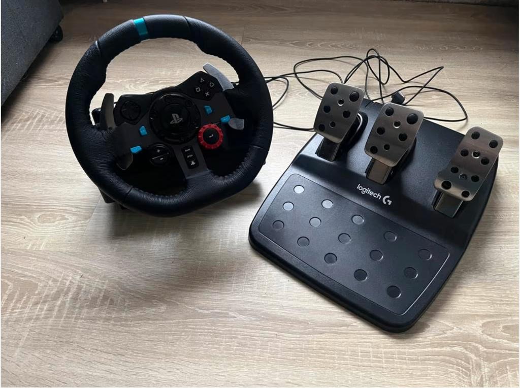 Logitech G29 Stuur en Pedalen - Perfect voor Sim Racen!, Ophalen, Zo goed als nieuw