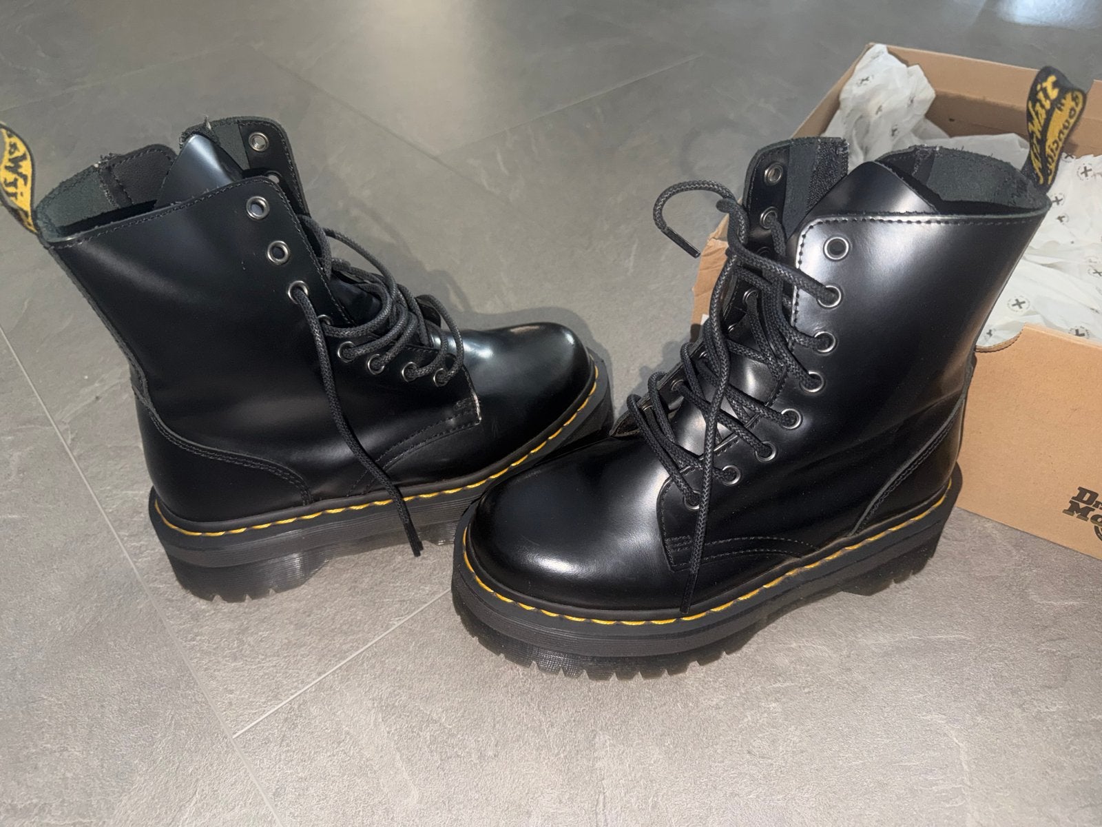 Dr. Martens Jadon Platform Boots Zwart - Maat 38, Ophalen of Verzenden, Nieuw, Zwart, Lage of Enkellaarzen