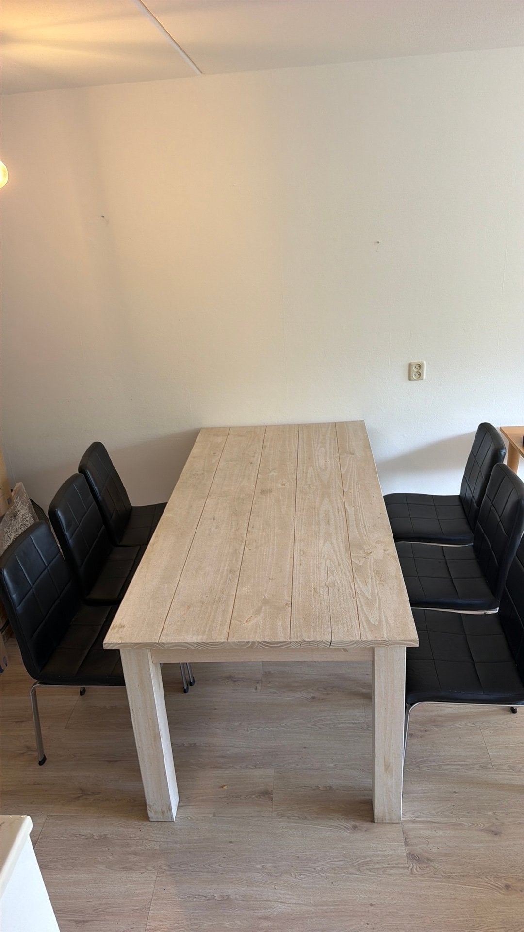 Houten tafel plus 6 stoelen, Ophalen, Zo goed als nieuw