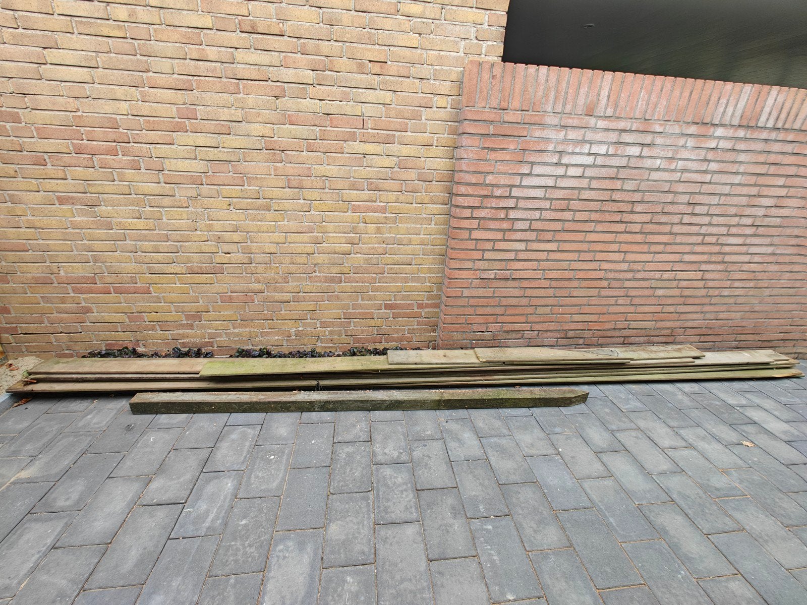 Gebruikte houten planken voor schutting en paal, Doe-het-zelf en Verbouw, Hout en Planken, Ophalen, Gebruikt, Plank, Overige houtsoorten