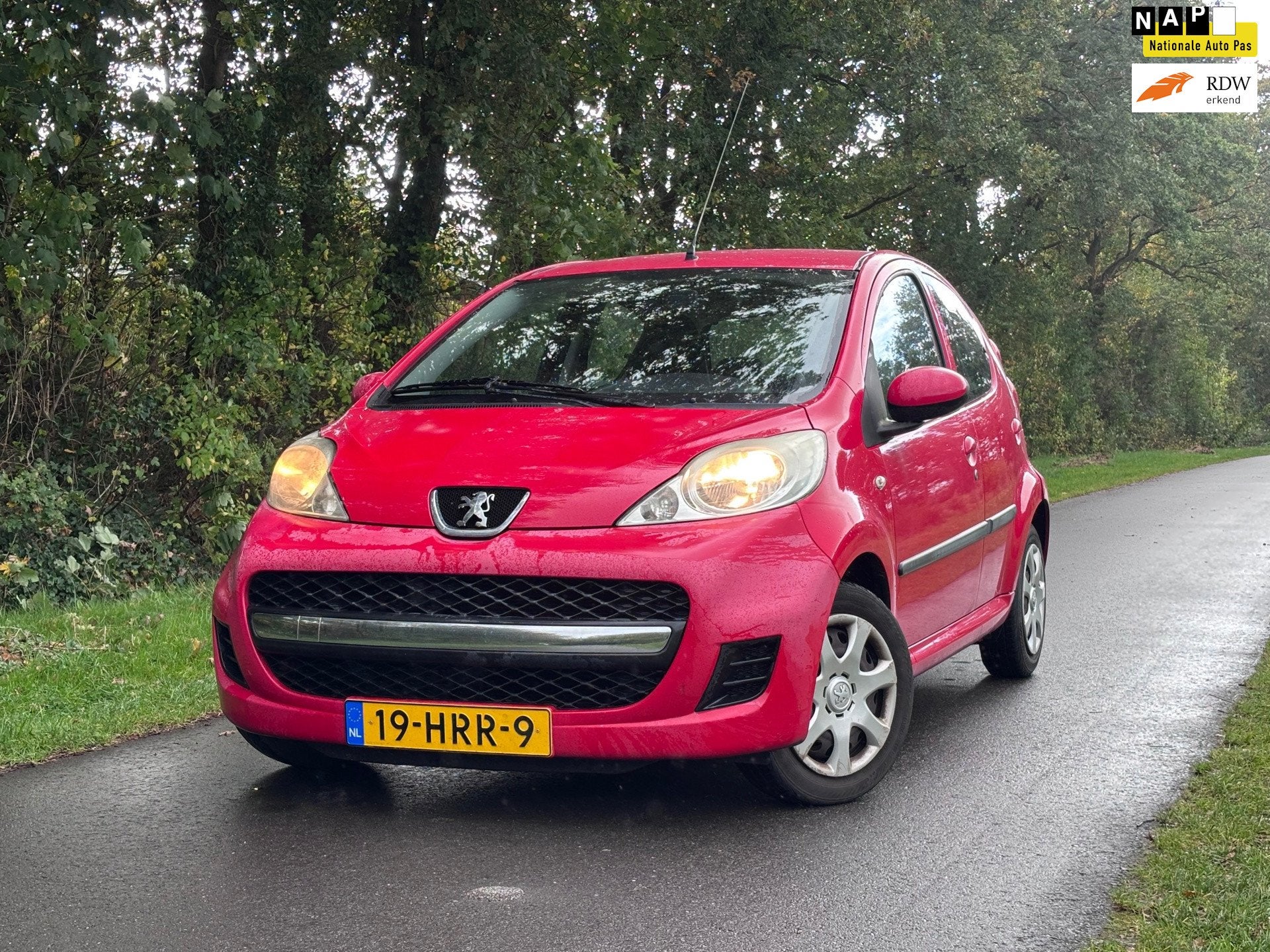 Peugeot 107 1.0-12V Sublime | Airco + 5 Deurs Nu € 1.499,-, Voorwielaandrijving, Stof, Gebruikt, 4 stoelen