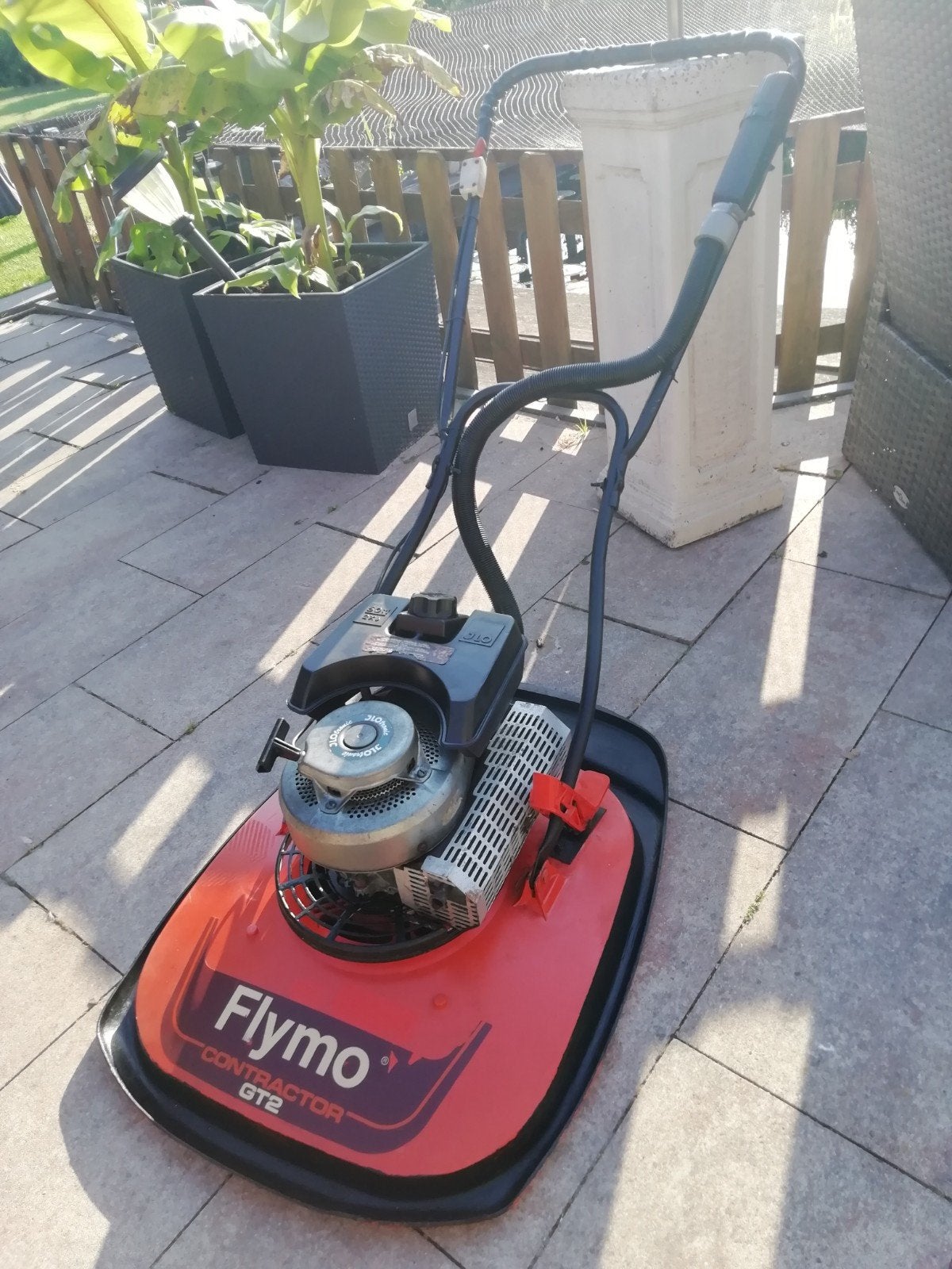 Prima Flymo Contractor GT2 benzine zweefmaaier., Tuin en Terras, Grasmaaiers, Ophalen, Gebruikt, Mulchfunctie, Flymo