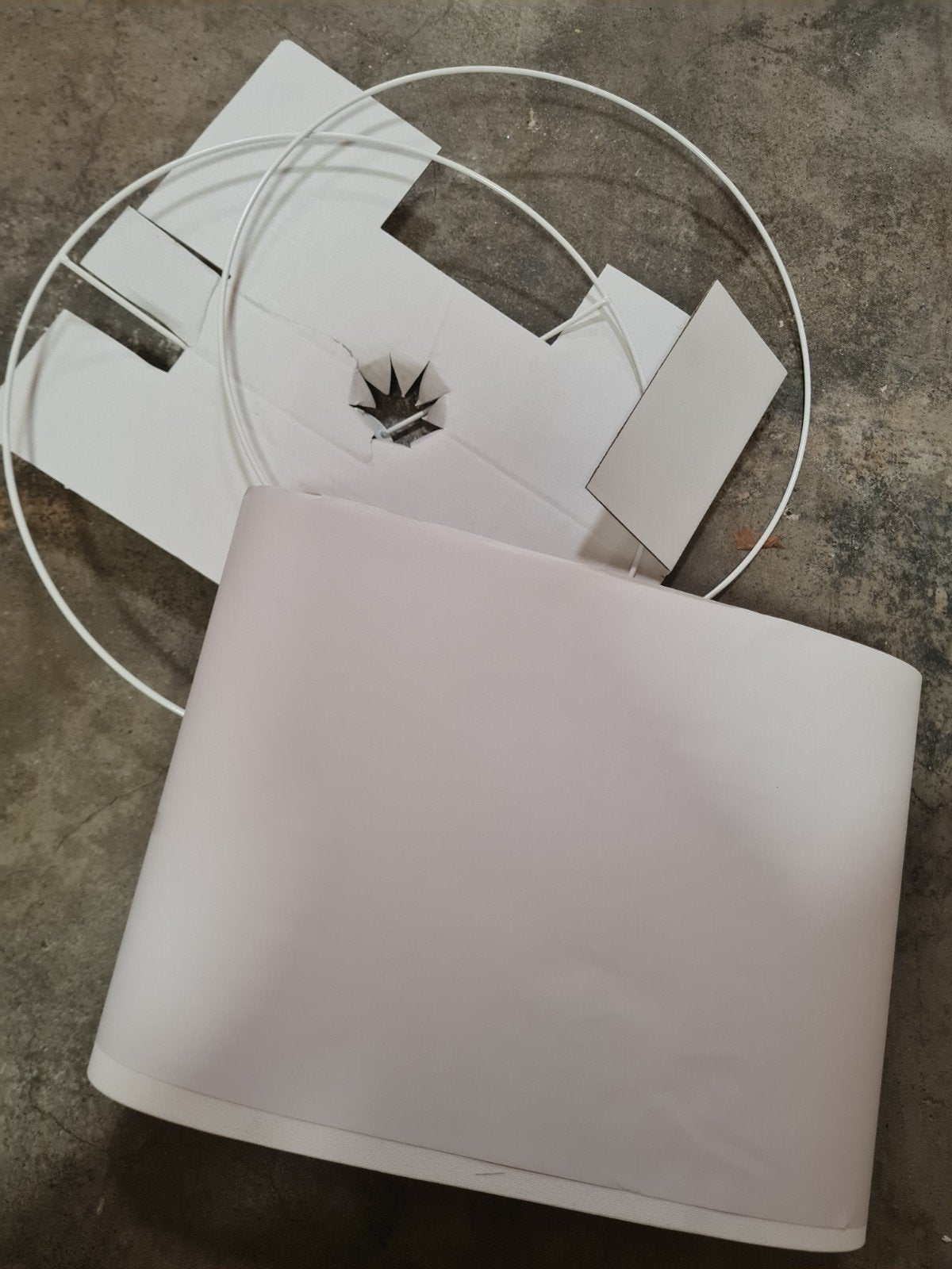 lampenkap wit ikea €4, Huis en Inrichting, Lampen | Lampenkappen, Wit, Rond, Nieuw, Ophalen of Verzenden