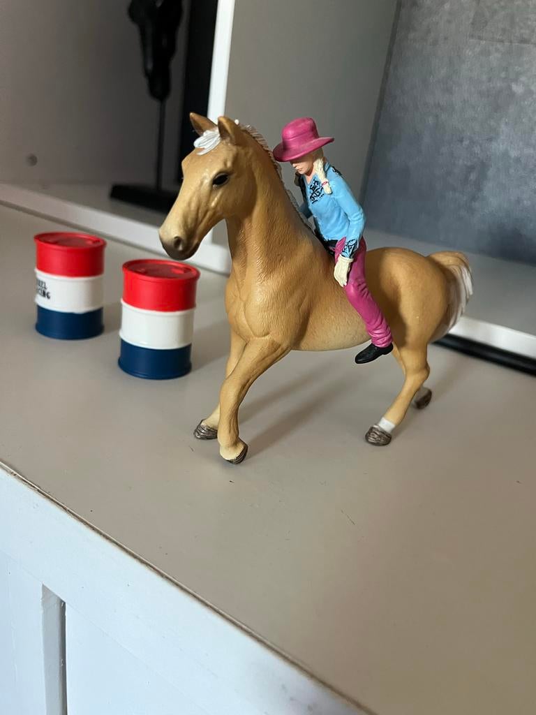 Schleich Barrel Race Set met Paard en Ruiter, Ophalen of Verzenden, Gebruikt, Jongen of Meisje
