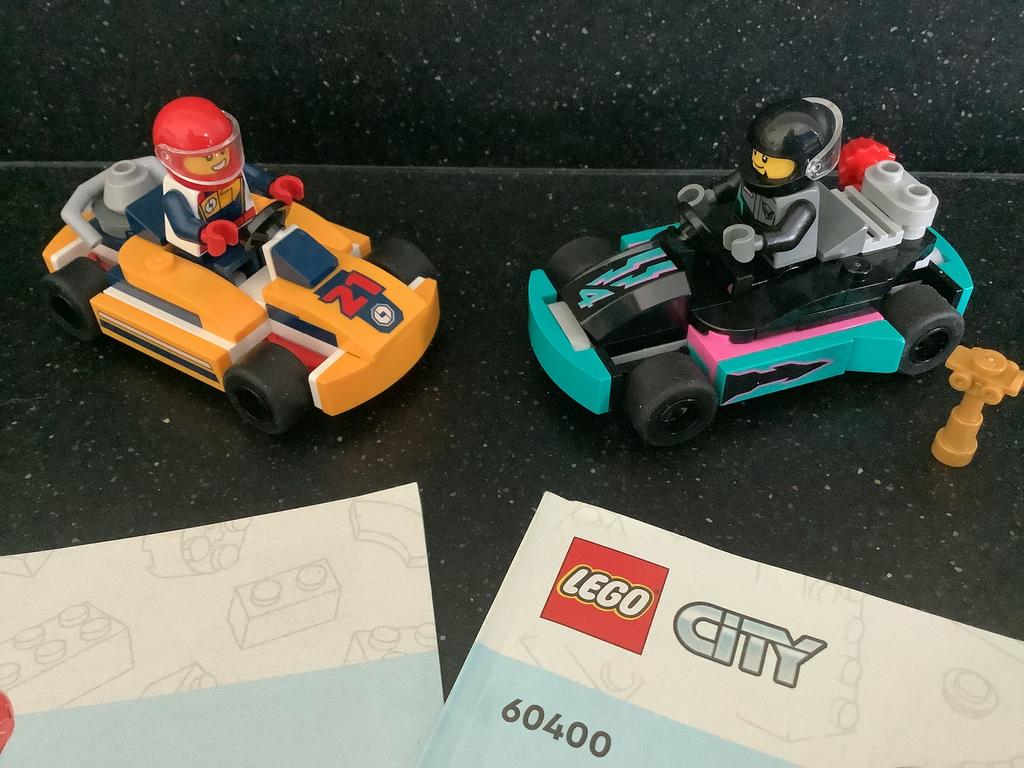 Lego city 60400 karts en racers race auto kart karten, Ophalen of Verzenden