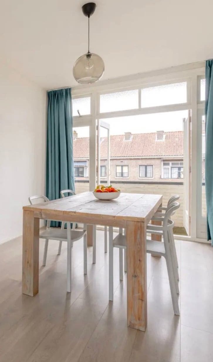 Robuuste houten eettafel, Ophalen, Gebruikt, 200 cm of meer, 50 tot 100 cm