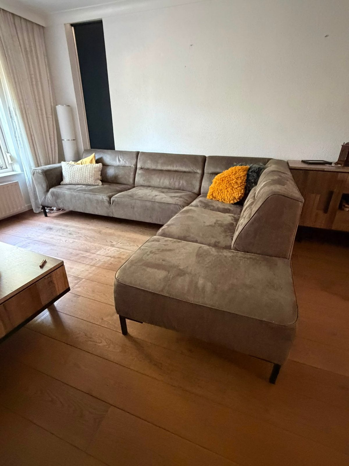 Comfortabele hoekbank model Ampara, Huis en Inrichting, Ophalen, Zo goed als nieuw