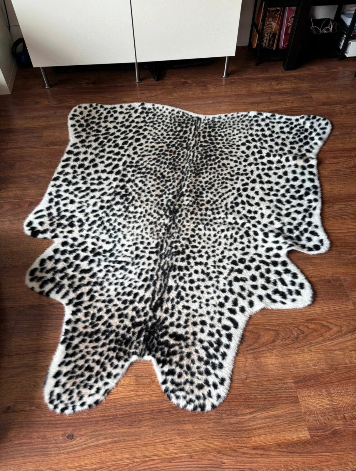 Panterkleed - Zwart-wit dierenprint vloerkleed, 150 tot 200 cm, Ophalen of Verzenden, Zo goed als nieuw, 150 tot 200 cm