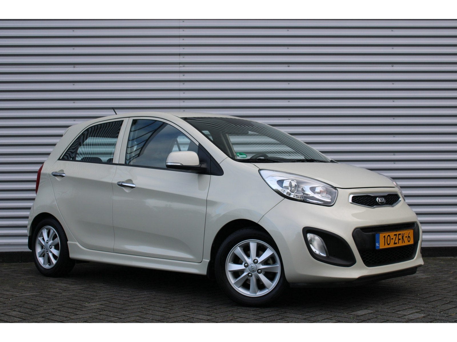 Kia Picanto 1.2 Cvvt 5-DRS 2012 Beige, Voorwielaandrijving, 4 cilinders, 400 kg, Origineel Nederlands