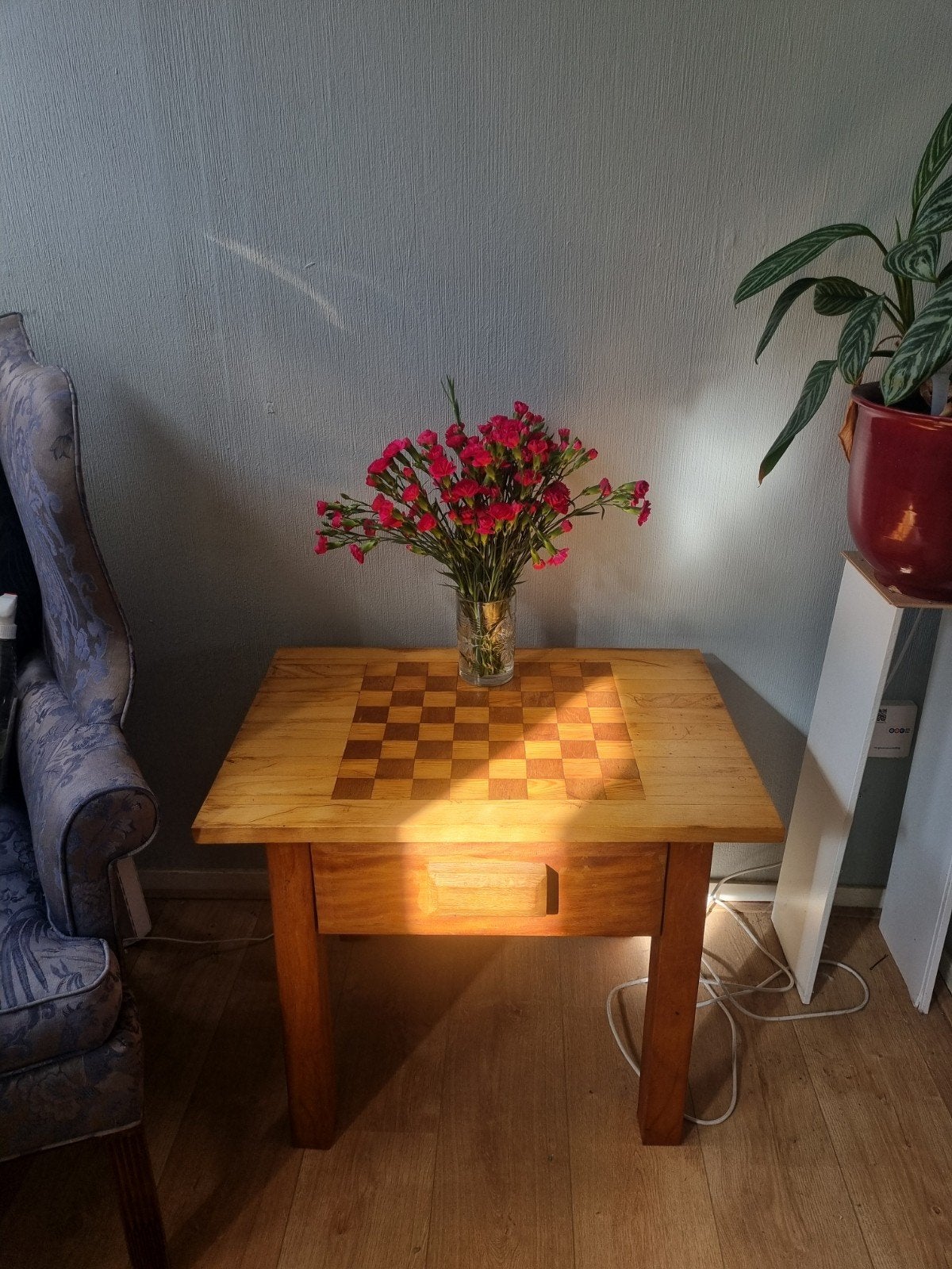 Unieke houten schaak salontafel met lade, Ophalen, 50 – 75, Gebruikt, 50 tot 100 cm