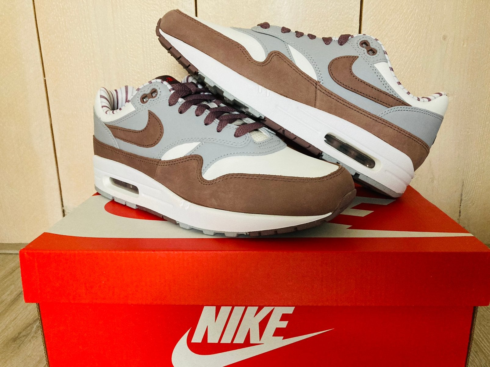 Nike Air Max, Shima Summit White US10 EU44, Ophalen of Verzenden, Nieuw, Wit