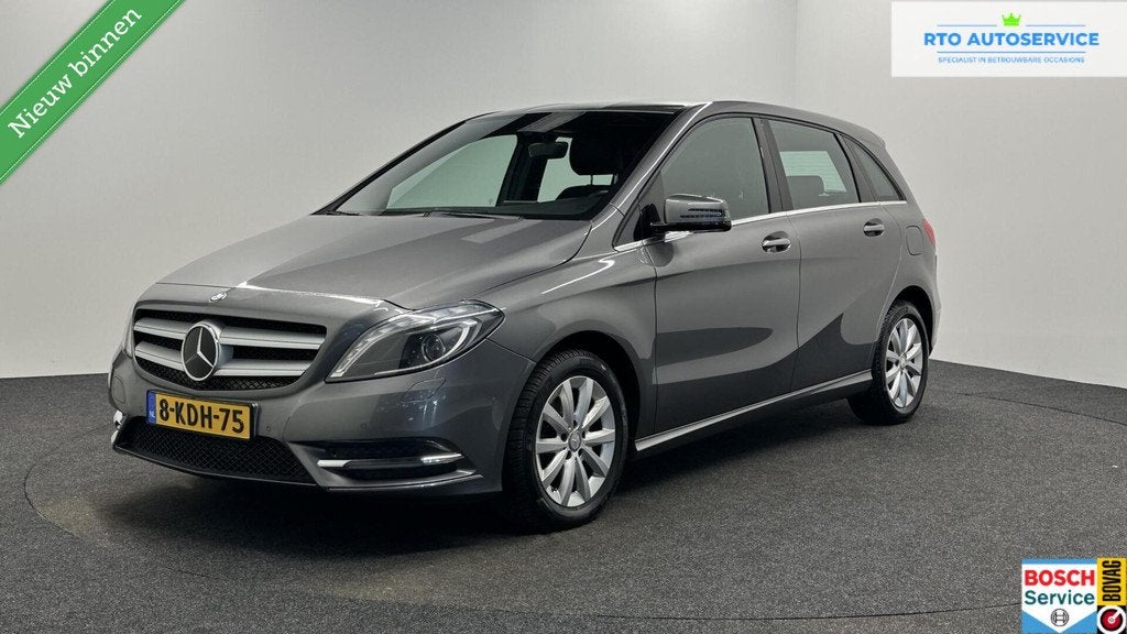 Mercedes B-klasse 180 Ambition NAVIGATIE CRUISE LM., Auto's, Voorwielaandrijving, Gebruikt, 4 cilinders, Met garantie (alle)