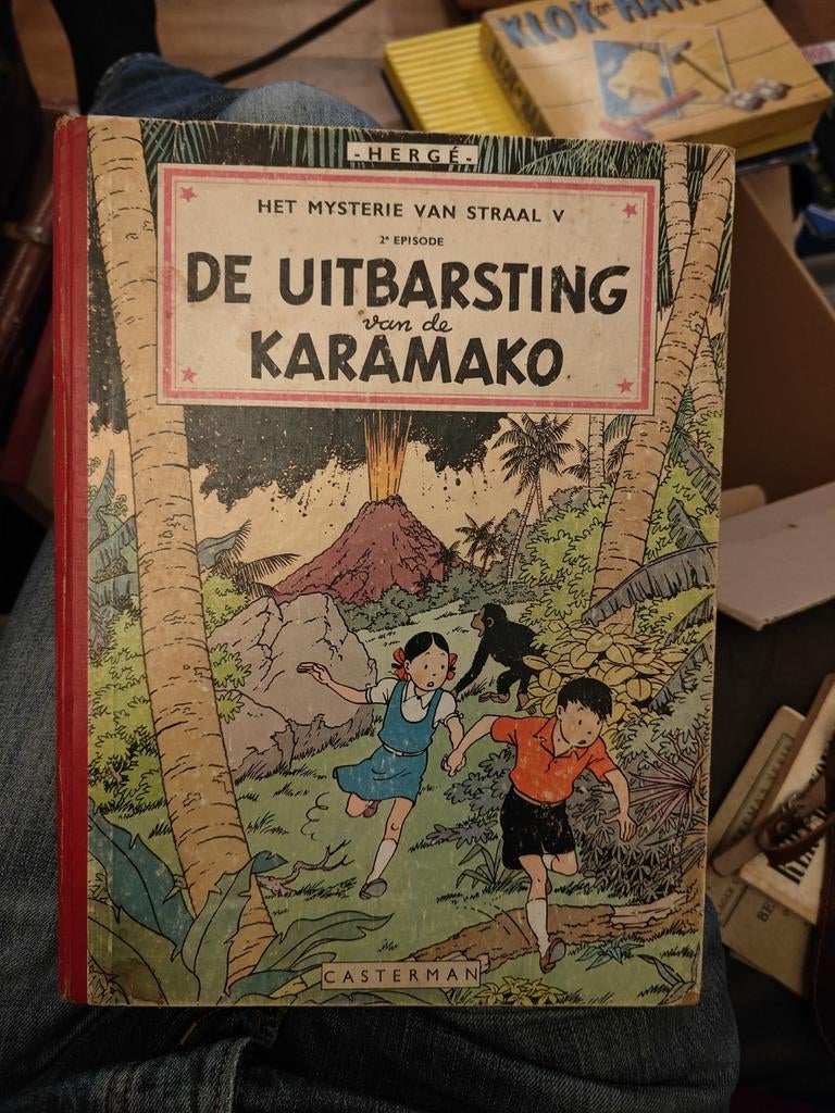 De Uitbarsting van Karamako - Het Mysterie van Straal V, Eén stripboek, Ophalen of Verzenden, Gelezen, Hergé
