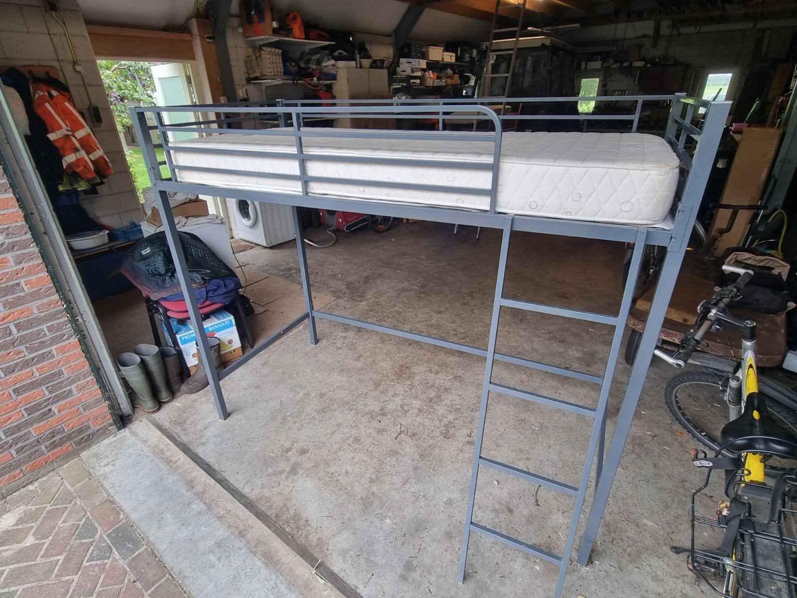 Stevige metalen hoogslaper IKEA, Ophalen, Gebruikt, Eenpersoons, 160 tot 180 cm