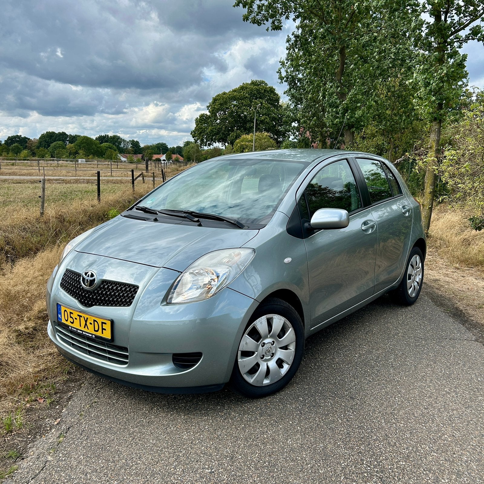 Toyota Yaris 1.3 16V Vvt-i 5DR SOL MMT 2007 Grijs, Stof, 40 €/maand, 4 cilinders, Origineel Nederlands