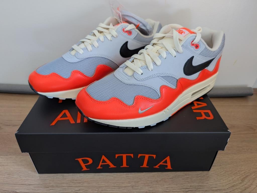 Nike Air Max 1 x Patta HYPER CRIMSON/BLACK maat 45, Ophalen, Overige kleuren, Nike, Nieuw