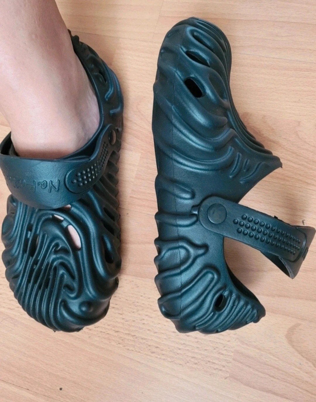 Nieuw Zwarte comfortabele sandalen muilen, unisex, Zwart, Nieuw, Sandalen of Muiltjes, Ophalen of Verzenden