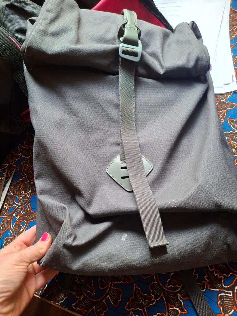 Millican Rugtas: Duurzaam, Kwaliteit, Laptopvak, Verstelbaar, Ophalen of Verzenden, Gebruikt, 25 tot 40 cm, Overige merken
