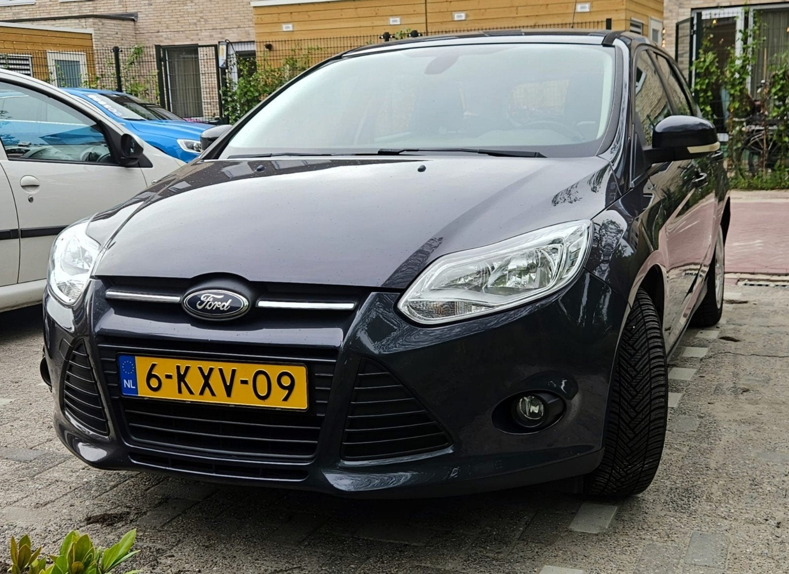 Ford Focus 1.6 Ti-vct 92KW 4-D 2011 Grijs, Auto's, 1596 cc, 125 pk, 4 cilinders, Stationwagon