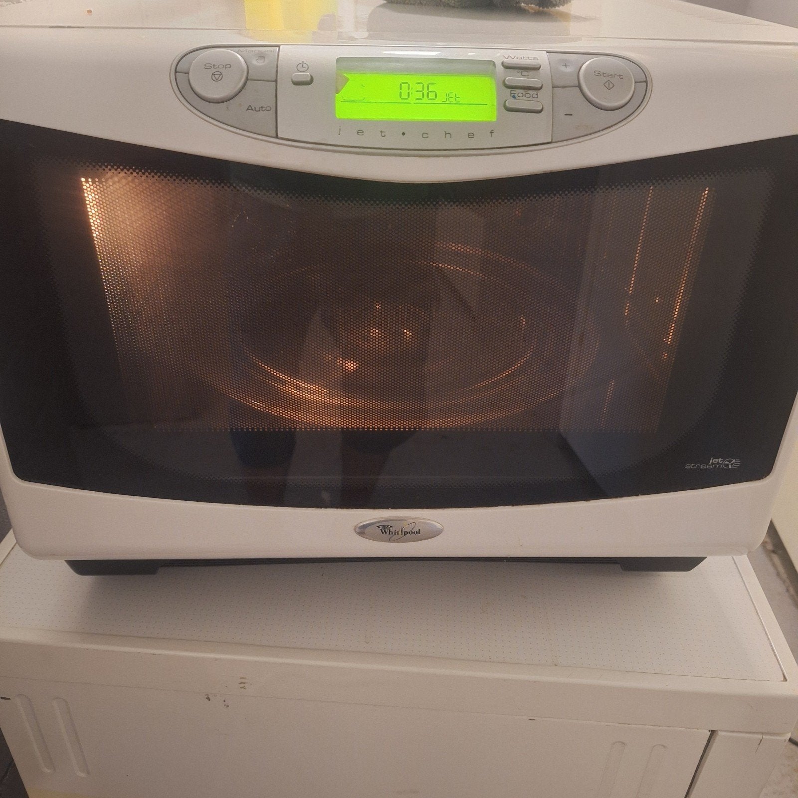 Whirlpool Combimagnetron - bezorging mogelijk, Ophalen, Combimagnetron, Gebruikt, Hete lucht