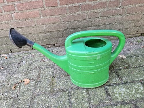 gieter 8 liter groen kunststof, Ophalen of Verzenden, 'T Olde Gre-j, Info@toldegrej.nl, Endepoelstraat 20f Didam