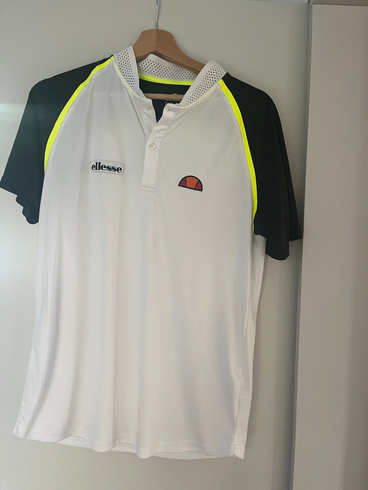 Ellesse tennisshirt heren maat M zo goed als nieuw, Ophalen of Verzenden, Zo goed als nieuw, Kleding, L2