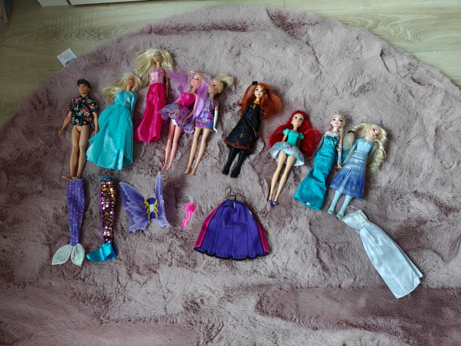 diverse barbies (frozen ed), Ophalen of Verzenden, Gebruikt