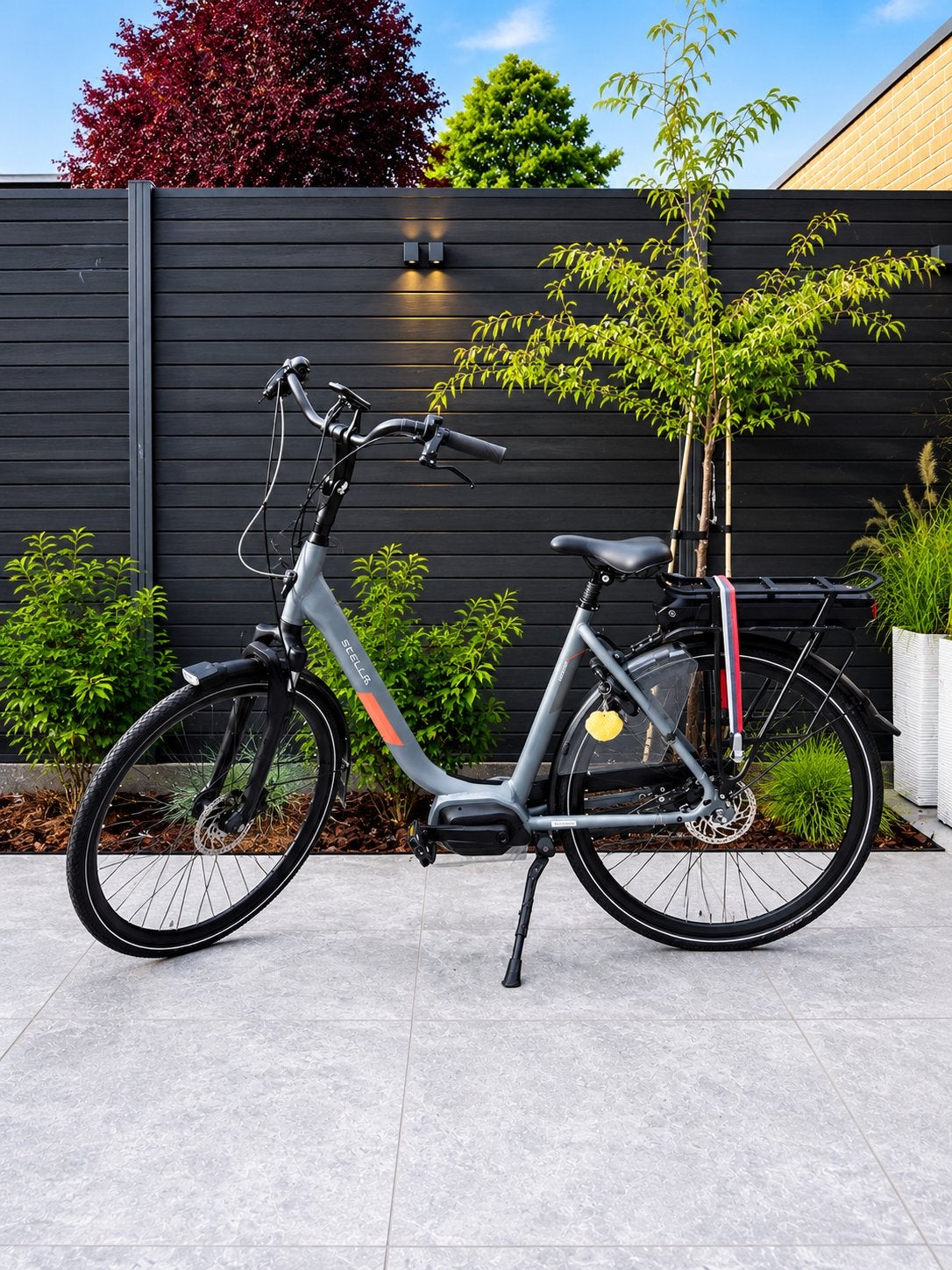 Livorno elektrische midden motor fiets nieuw!(300km), Fietsen en Brommers, Elektrische fietsen, Zo goed als nieuw, 51 tot 55 cm