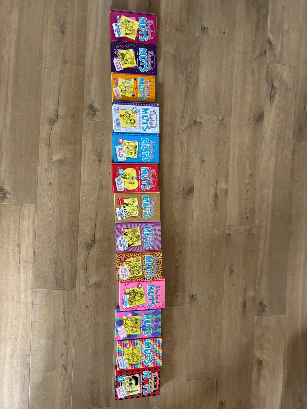 Dagboek van een muts boeken(5 euro per stuk), Boeken, Ophalen of Verzenden, Zo goed als nieuw, Verhalen