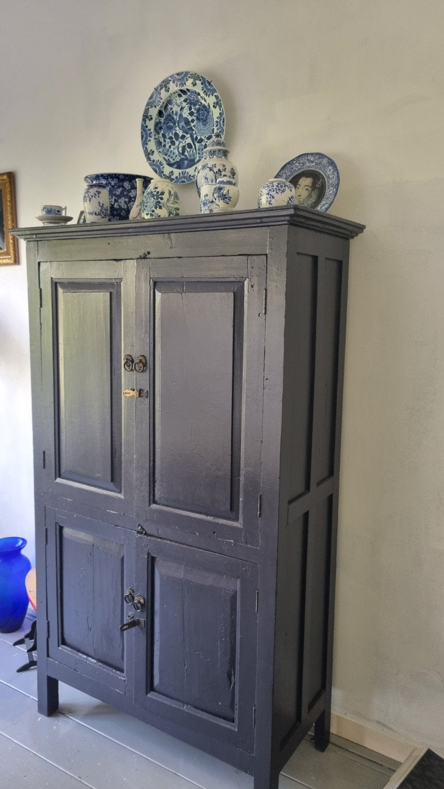 Antieke donkerblauwe kast met twee deuren, Ophalen of Verzenden
