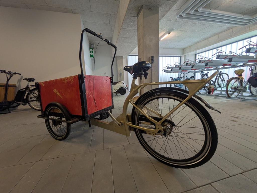 Bakfiets, Fietsen en Brommers, Fietsen | Bakfietsen, Ophalen, Gebruikt, Terugtraprem, 4 kinderen of meer