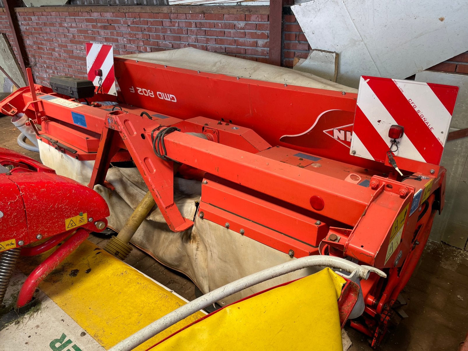 Kuhn gmd 802 frontmaaier, Ophalen, Weidebouw