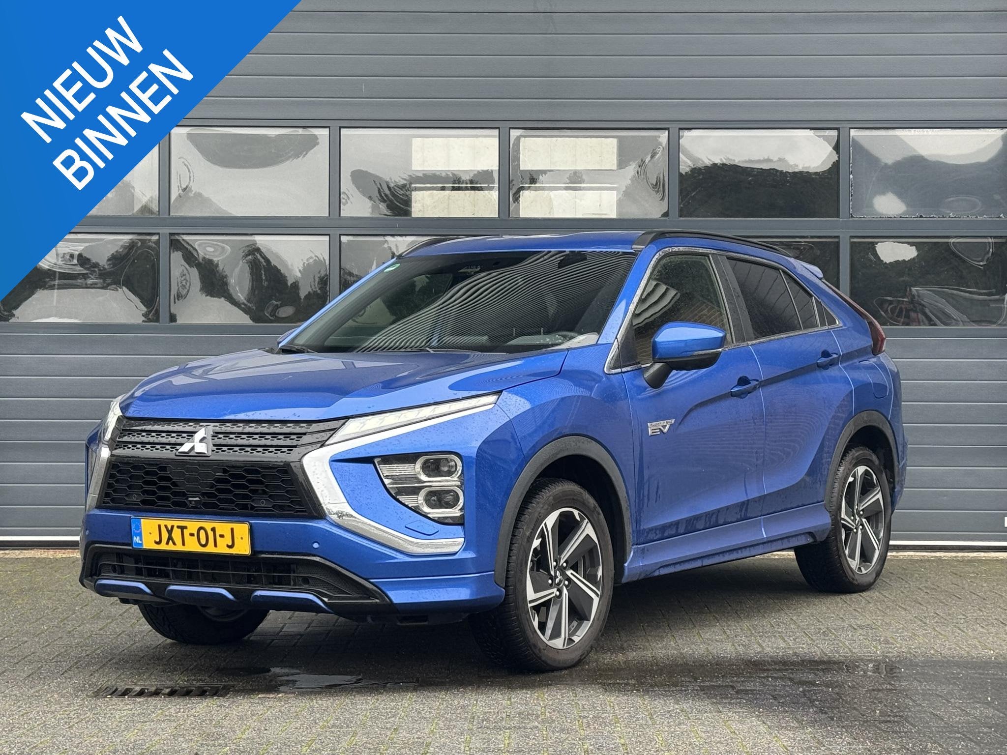 MITSUBISHI ECLIPSE CROSS 2.4 PHEV INSTYLE I AUTOMAAT I TREKH, Automaat, 188 pk, 14 kWh, 4 cilinders